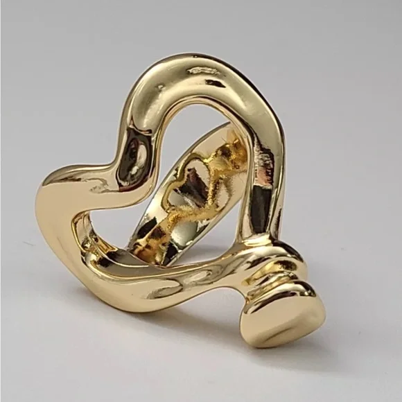 Uno De 50 Ring - NAILED HEART - Gold - Various Sizes - Picture 4 of 14